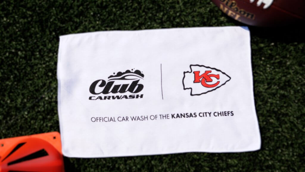 NFL - Kansas City Chiefs Car Flag